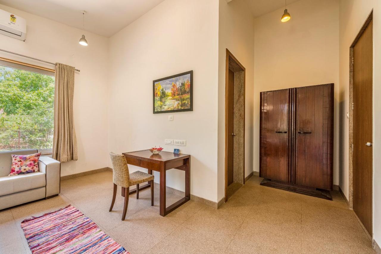 Saffronstays Roselle, Malavli - Pet-Friendly Pool Villa With Modern Interiors 로나발라 외부 사진